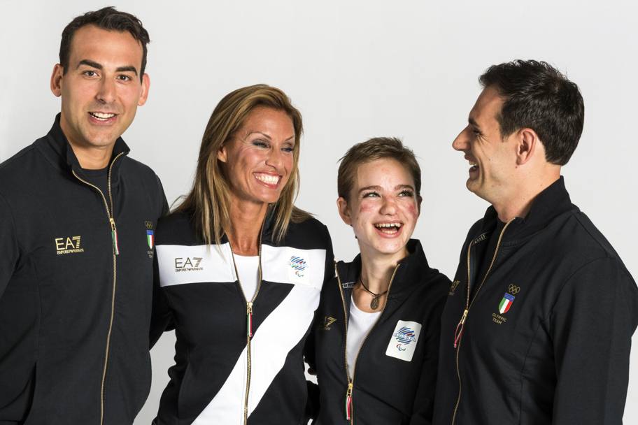 Leonardo Basile, Annalisa Minetti, Beatrice Vio, Carlo Molfetta, durante la presentazione della collezione EA7 per la delegazione azzurra a Rio 2016. (Ansa)